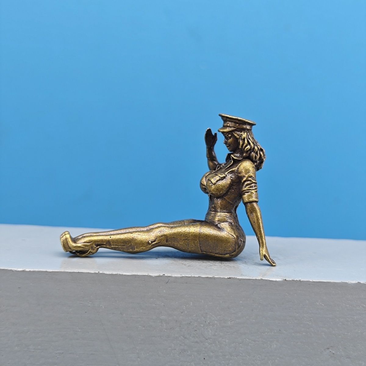 Vintage Collectible Cars - Figura de Niña en Miniatura de