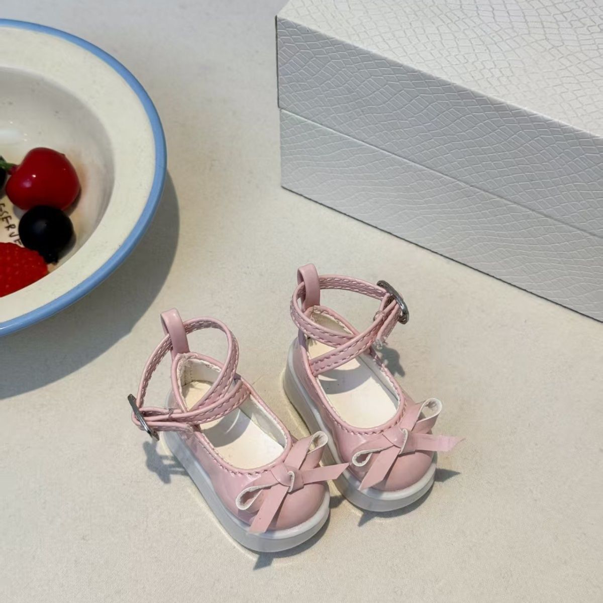 Zapatos de plataforma con lazo - Vintage Collectible Accessories reseña y precio