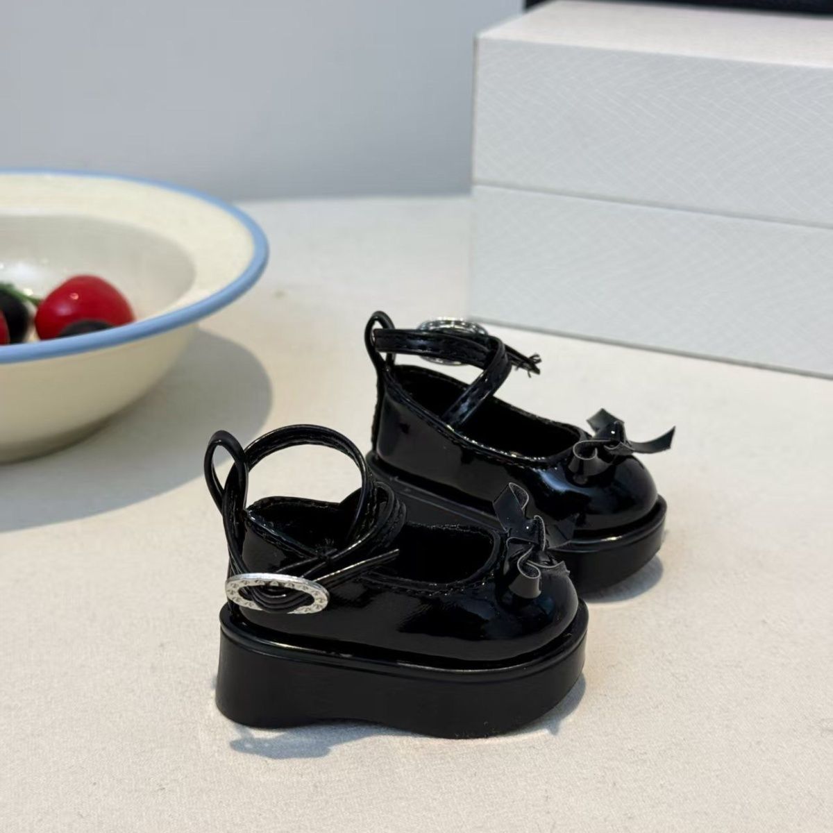 Zapatos de plataforma con lazo - Vintage Collectible Accessories reseña y precio