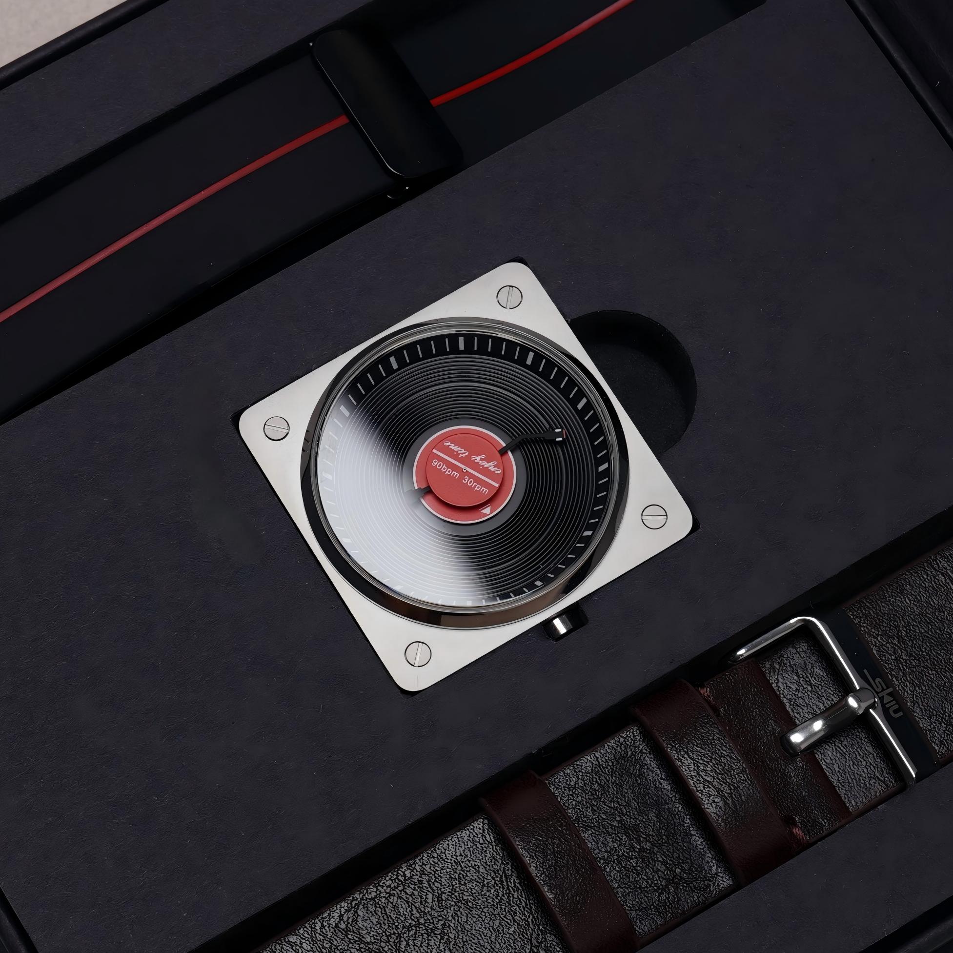 Reloj de pulsera luminoso de c - Vintage Watch Collecting reseña y precio